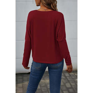 Blusa de viscosa de manga larga con cuello en V y manga murciélago para mujer, 26845 - Borgoña - Product Image 3