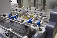 Imprimante à jet d'encre UV Focus Inc. Atlas 1311, la plus récente de 2023, avec passage unique automatique pour les produits emballés