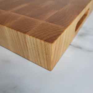 Planche à découper carrée en bois et plateau de service 12mm d'épaisseur allant au lave-vaisselle durable - Product Image 2