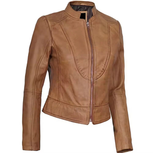 ยังคงอินเทรนด์ด้วยแจ็กเก็ตหนังแท้สุดทันสมัยที่ผสมผสานการใช้งานเข้ากับสไตล์สตรีทได้พอดีและไร้กาลเวลา - Product Image 5