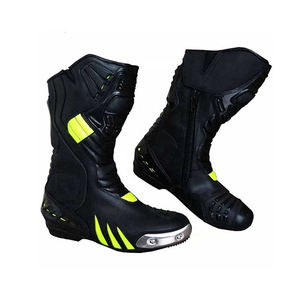 Chaussures de moto en cuir de taille personnalisée unisexe fabriquées par des experts vêtements de sport de course de haute qualité Protection supérieure coupe-vent - Product Image 1