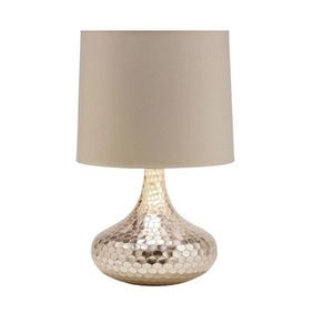 Vente fraîche éclairage de luxe chevet martelé lampe de table décoration de la maison à la main en métal laiton Logo personnalisé taille forme - Product Image 1