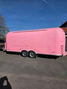 Remolque de Comida Móvil Rosa, Camión de Comida Motorizado, Camioneta de Catering de Fibra de Vidrio, Carrito de Servicio de Alimentos Personalizado - Product Image 2