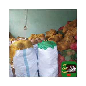 กะลามะพร้าวจากโรงงานสำหรับถ่านศิลปะสร้างสรรค์และการตกแต่งสวนในบ้านอย่างมีสไตล์พร้อมโอกาสในการสั่งซื้อจำนวนมากที่ยืดหยุ่น - Product Image 1