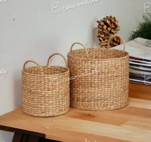 Cestas de almacenamiento de mimbre hechas a mano de diseño único Cesta de mimbre natural Tamaños personalizables con asas Cesta de almacenamiento - Product Image 3