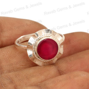 Anillo de Plata de Ley 925 con Cuarzo Rubí de 10 mm, Hecho a Mano, de Alta Calidad, con Engaste de Bisel Trenzado y Martillado, para Bodas y Fiestas, Unisex - Product Image 5