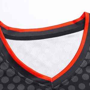 Qualité supérieure Pas cher Sublimation Maillot de basket-ball à séchage rapide Uniforme d'usine Unique Design personnalisé Uniforme lavable - Product Image 4