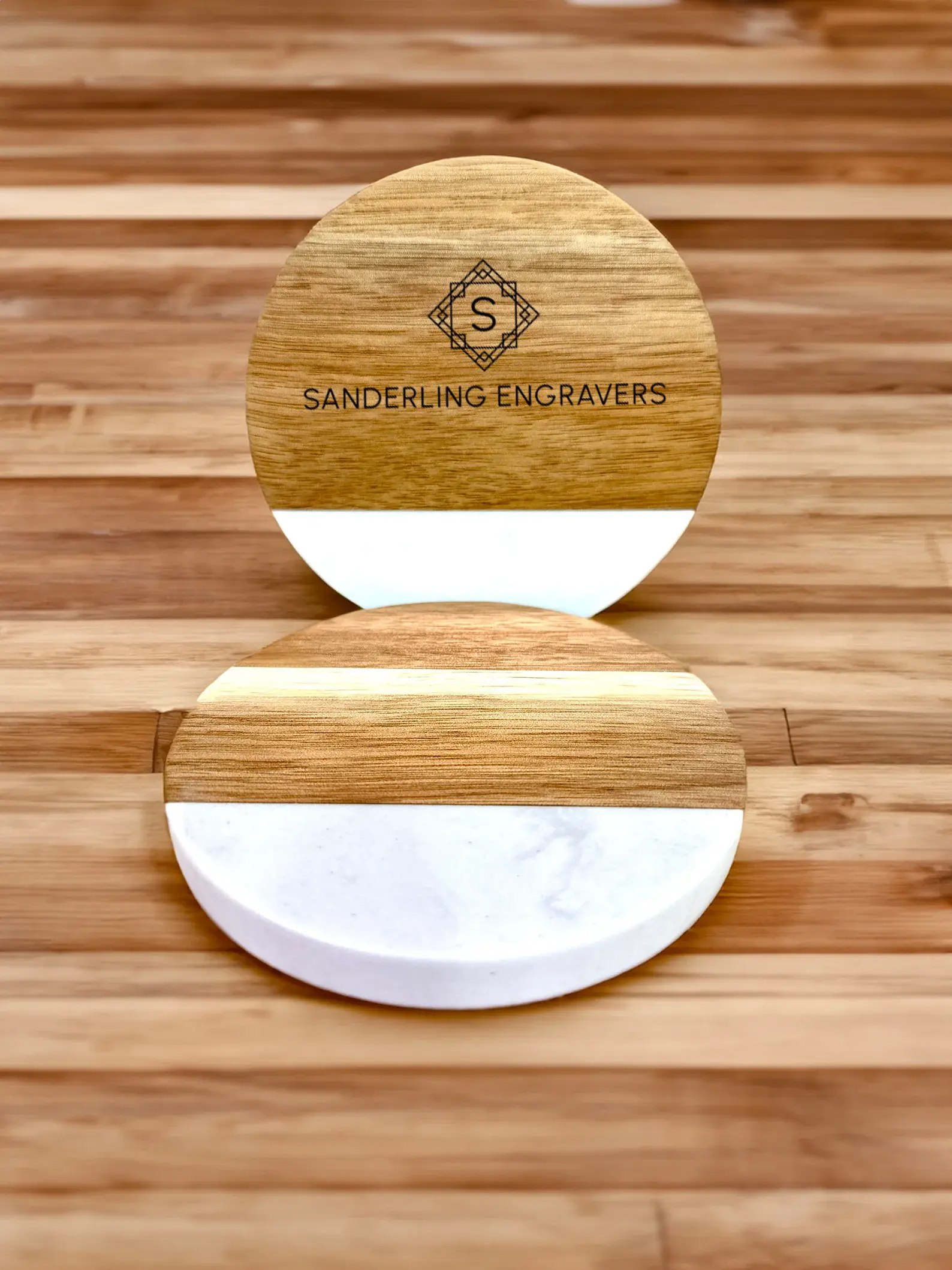 สีที่กำหนดเอง