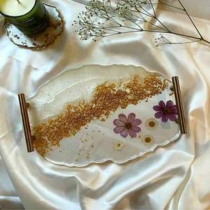 Plateau artistique en résine Design élégant fabriqué à la main Logo de couleur personnalisable pour les occasions spéciales Rassemblements à domicile Luxe 100pcs - Product Image 1