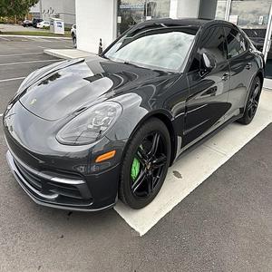 Porsche Panamera 4 AWD 2017, tracción en las cuatro ruedas, motor 3L V-6 de gasolina, automático. - Product Image 5