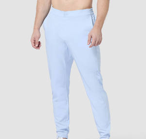 Pantalones Deportivos Cargo de Verano Unisex Premium Personalizables con Patrón Sólido, Bolsillo con Cremallera, Transpirables y Ligeros para Entrenamiento en el Gimnasio - Product Image 4