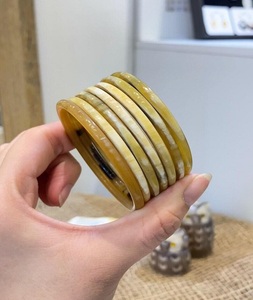 Pulseras mixtas de cuerno de búfalo natural plano pulido diseño bohemio, brazaletes artesanales de lujo de Vietnam venta al por mayor personalizado aceptar - Product Image 2