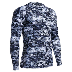 ชุดออกกำลังกายน้ำหนักเบา แขนยาว รุ่น Rush Guard สำหรับผู้ชาย ดีไซน์กระชับรูปร่าง ระบายอากาศได้ดี แห้งเร็ว ผ้าเนื้อนุ่ม ชุดรัดกล้ามเนื้อสำหรับผู้ชาย - Product Image 4