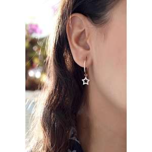 925 Sterling Silver <b>Fine</b> <b>Stud</b> <b>Earrings</b> 1.8 cm Star Shaped Design - Product Image 1