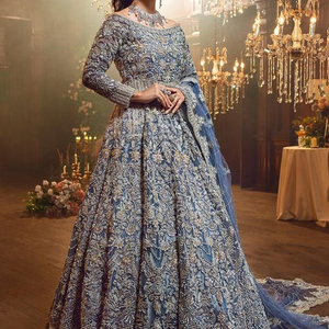 2023 hermosa Red de algodón de seda nupcial Lehenga Choli vestido completo hasta el suelo pesado oro Zari bordado cristal adultos - Product Image 1