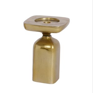 Porte-bougie en laiton doré moderne, support de bougie conique en métal abstrait de luxe pour la décoration de table à manger - Product Image 1