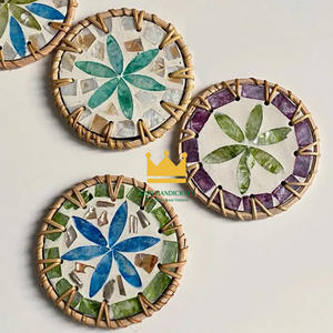 Posavasos de ratán de bambú de Vietnam, diseño clásico, talladas a mano Incrustaciones de nácar, sostenibles para el hogar - Product Image 6