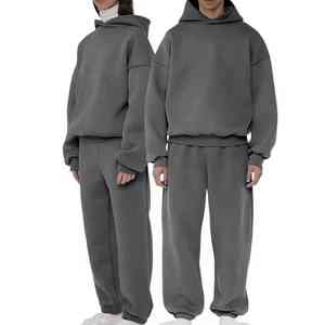 Conjunto Deportivo Personalizado de 2 Piezas, Sudadera Holgada y Pantalones de Algodón Orgánico, Trajes Deportivos Holgados para Hombre - Product Image 5