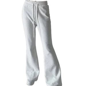 Vente en gros de vêtements de sport OEM personnalisés en coton pour femmes, legging large de yoga évasé, pantalon de survêtement taille haute avec cordon de serrage, jogger pour femmes - Product Image 1