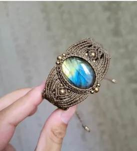 Tùy Chỉnh Ban Nhạc Cổ Tay Màu Nâu Chủ Đề Macrame Vòng Đeo Tay Thiết Kế Thời Trang Labradorite Hình Bầu Dục Đá Quý Vòng Đeo Tay Cho Nam Giới Đồ Trang Sức