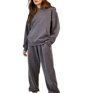 Survêtement décontracté de haute qualité pour femmes vente en gros de matériel polaire confortable manches longues couleur unie ensemble d'hiver - Product Image 1