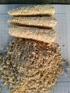 VIETNAM SUPPLIER DRIED CORN COB PELLETS LOW PRICE FERMENTED CORN SILAGE WHOLESALE DRIED CORN KERNEL POWER for ANIMAL <b>FEED</b> - Product Image 5