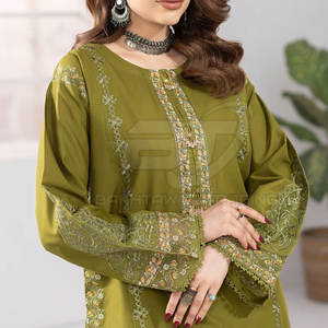 Traje Bordado para Mujer, Elegante Shalwar Kameez Pakistaní, Colección Formal, Traje Pakistaní de Lujo para Damas - Product Image 5