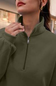 2025 logo personnalisé femmes sweats vêtements de sport surdimensionné demi-zip sweat-shirt court pour les femmes - Product Image 2