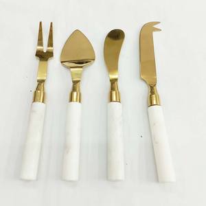 Juego de herramientas de rebanador y esparcidor de queso de acero inoxidable con mango cuadrado grueso de cerámica chapado en oro mate pulido de Color de grado alimenticio - Product Image 3