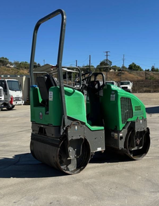 RD12A OEM Rouleau compresseur industriel pour asphalte, à faible nombre d'heures de fonctionnement, tambours vibrants avec construction en aluminium et plastique - Product Image 2