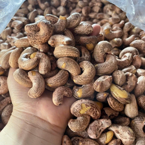 ถั่วเม็ดมะม่วงหิมพานต์เค็มแบบพรีเมี่ยมจากเวียดนาม - Product Image 3