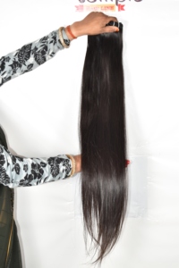 Raw Virgin Indian Remy 100% Temple Ninguno Máquina alineada con cutículas Doble trama Venta al por mayor Extensiones de cabello humano de color natural - Product Image 3