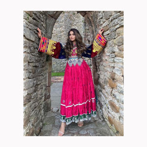 Shalwar Kameez conçoit des costumes et robes pakistanais pour femmes/vêtements d'hiver pour femmes - Product Image 5