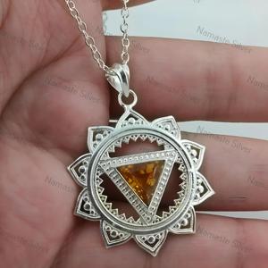 Pendentif Chakra du Plexus Solaire en Citrine Naturelle en Argent Sterling 925 Plaqué Rhodium et Or, Sertissage Clos, Bijou de Fiançailles - Product Image 4