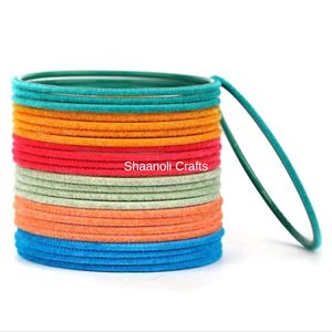 Brazaletes de Terciopelo de Diseño Multicolor, Brazaletes Tradicionales de Seda para Fiestas, Hermosos Brazaletes para Mujeres y Niñas para Uso Diario - Product Image 6