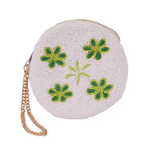 Monederos de calidad premium hechos a mano con cuentas blancas y verde claro, forma redonda, elegante, tamaño pequeño para regalar el Día de San Patricio - Product Image 5