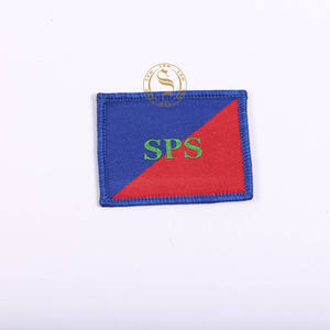 Parches de insignias bordadas personalizadas de alta calidad - Product Image 4
