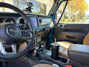 Gladiator Rubicon 2024 USADO EN BUEN ESTADO, Asientos de Cuero, Volante a la Izquierda, Cámara Trasera - Product Image 3