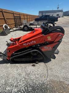 2023 Kubota รถตักตีนตะขาบขนาดเล็กแบบ Stand-On (Skid steer) รถตักขนาดเล็กพร้อมปั๊มเครื่องยนต์ส่วนประกอบหลักของมอเตอร์ - Product Image 2