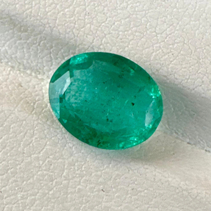 Piedra de corte ovalado de Esmeralda zambiana natural de 10x8 MM con piedras preciosas sueltas de buen brillo para hacer joyas de 2,53 quilates para joyería. - Product Image 1