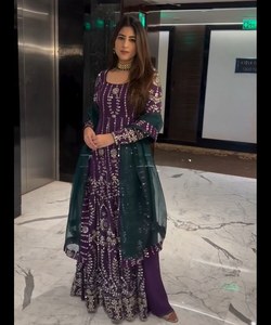 Comprar a granel Venta al por mayor en línea Minorista Mujeres Ropa Vestidos Elegante Pakistani Indio Moda Casual Sexy Verano ropa casual conjunto - Product Image 5