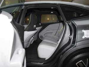 Véhicule électrique d'occasion 2025 en excellent état, faible kilométrage, prêt à rouler, qualité parfaite xx - Product Image 5