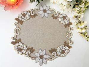 Couronne de Noël de qualité supérieure, design unique fait à la main, dessous de plat en perles fait à la main, dessous de plat en perles - Product Image 2