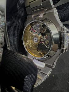 นาฬิกาเพชรทรงกลมโมอิสสำหรับผู้ชาย VVS แบบใสตัดสวยงามดีไซน์ไม่เหมือนใครทำจากสเตนเลสสตีล - Product Image 5