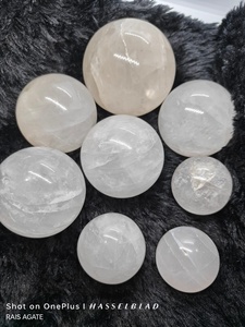 Esfera de Cuarzo Cristalino Natural, Pulida a Mano, para Feng Shui y Decoración del Hogar, Superventas - Product Image 4