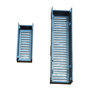 Piezas de carcasa de chapa CNC con aberturas de corte láser y soportes personalizados doblados para sistemas de automatización industrial - Product Image 6