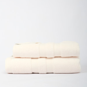 Juego de Toallas de Algodón de Alta Absorbencia Sin Torsión, 2 Piezas, para Cara y Baño, Mindalini, Suaves, Lisas y Duraderas - Product Image 4