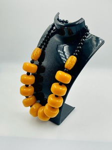 สร้อยคอเรซินที่มีความต้องการสูงสุดยาวนานสำหรับผู้หญิงหรือสีและดีไซน์ตามสั่งในราคาที่เหมาะสม - Product Image 3