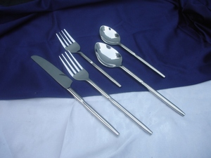 ชุดช้อนส้อมเกรดอาหารแฟนซีชุดเครื่องใช้บนโต๊ะอาหาร304สเตนเลสสตีลชุดเครื่องใช้บนโต๊ะอาหารสุดหรูมีดดีไซน์เนอร์สำหรับงานแต่งงาน - Product Image 5