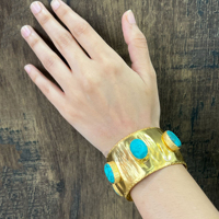 Bracelet manchette large en pierres précieuses turquoise plaqué or 18 carats bracelet réglable manchette grande pierre ovale bijoux manchette faits à la main